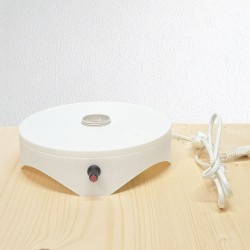 Motorized lamp base